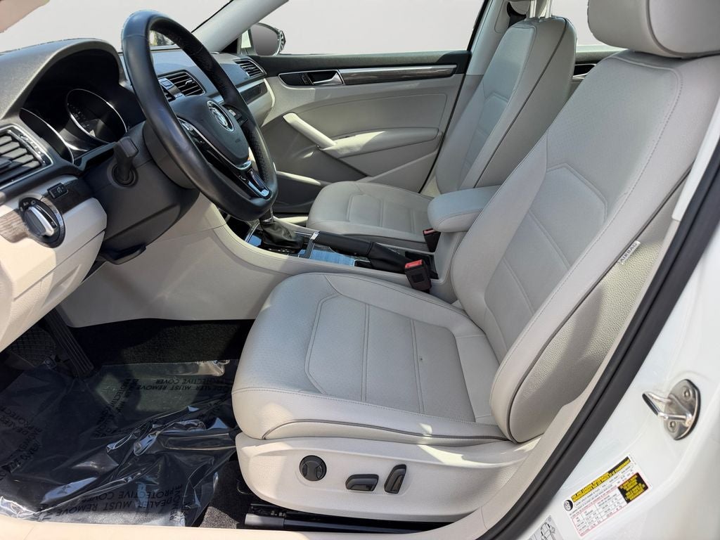 2018 Volkswagen Passat 2.0T SE