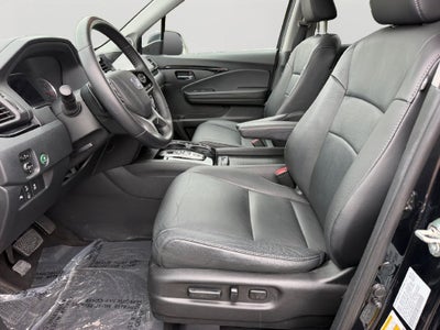 2021 Honda Pilot Touring 8 Passenger