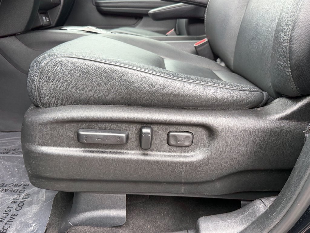 2021 Honda Pilot Touring 8 Passenger