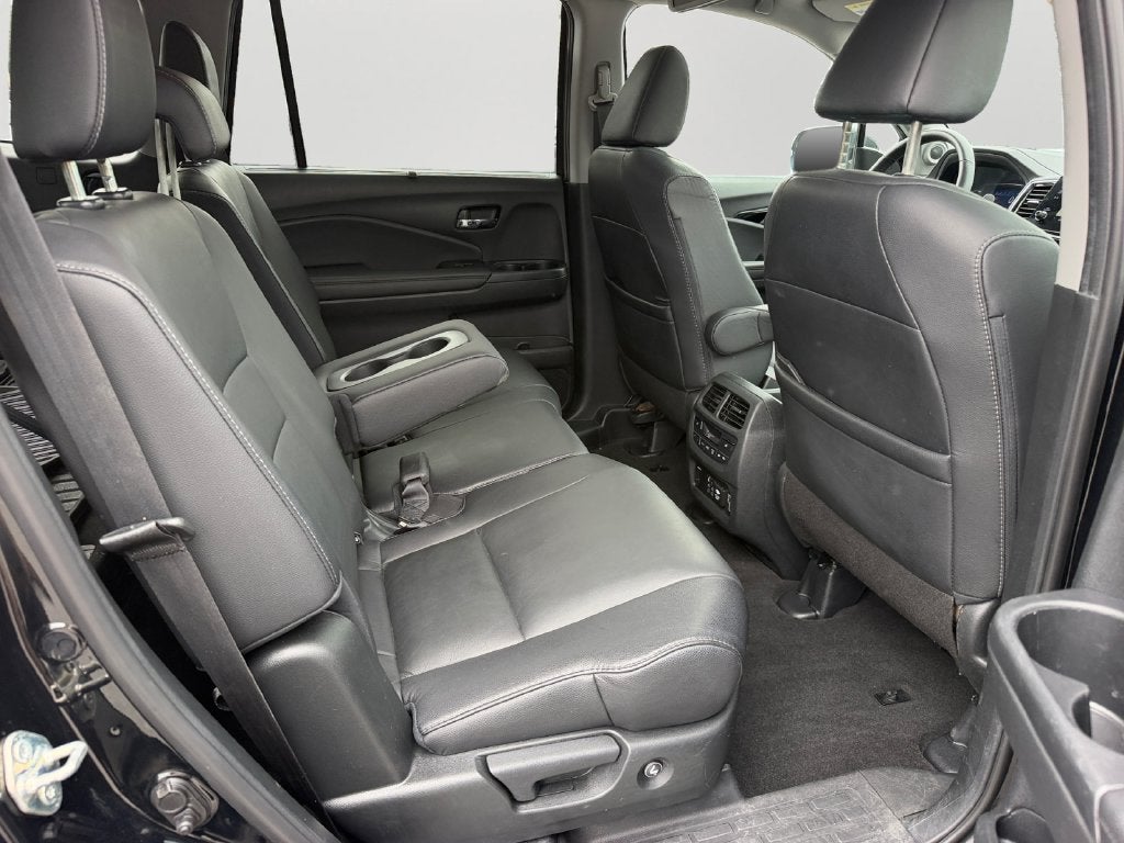 2021 Honda Pilot Touring 8 Passenger