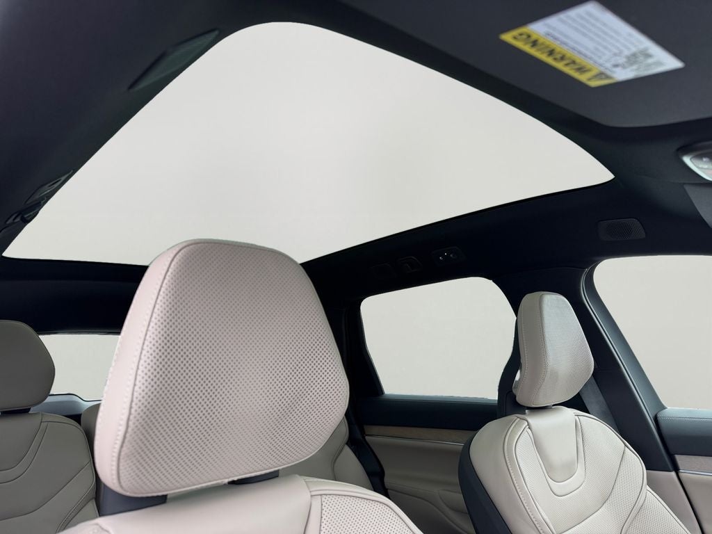 2026 Volvo EX90 Twin Motor Performance Ultra 7-Seater