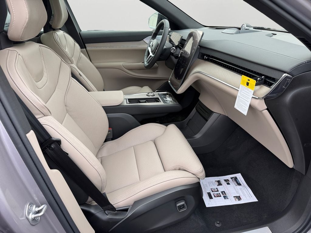2026 Volvo EX90 Twin Motor Performance Ultra 7-Seater