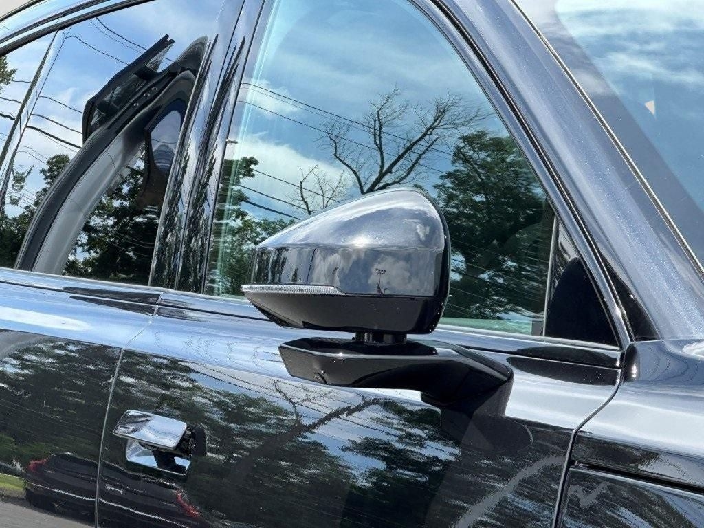 2025 Volvo EX90 Plus Twin Motor Electric 6 Seats 7-Seater