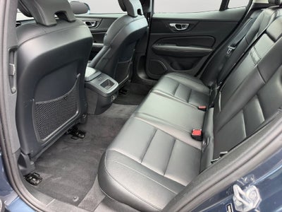 2020 Volvo S60 T6 Momentum