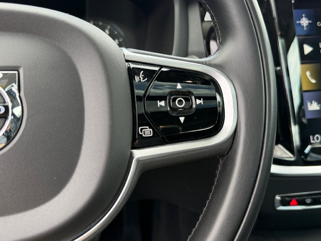 2020 Volvo S60 T6 Momentum