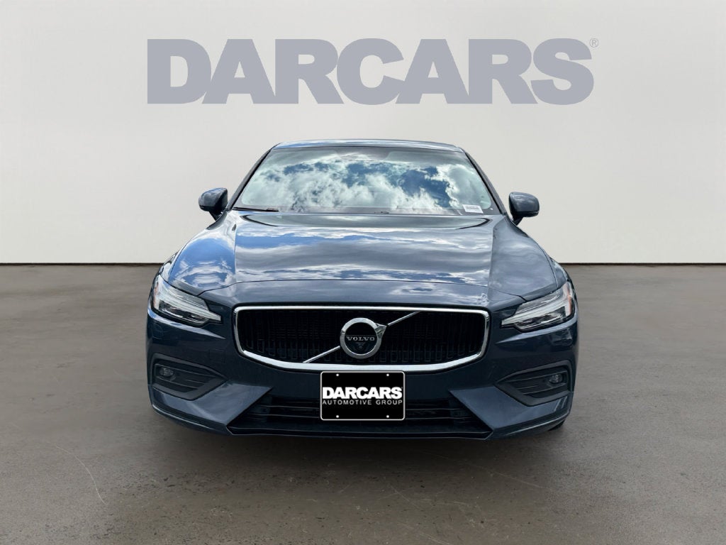 2020 Volvo S60 T6 Momentum