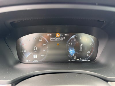 2020 Volvo S60 T6 Momentum