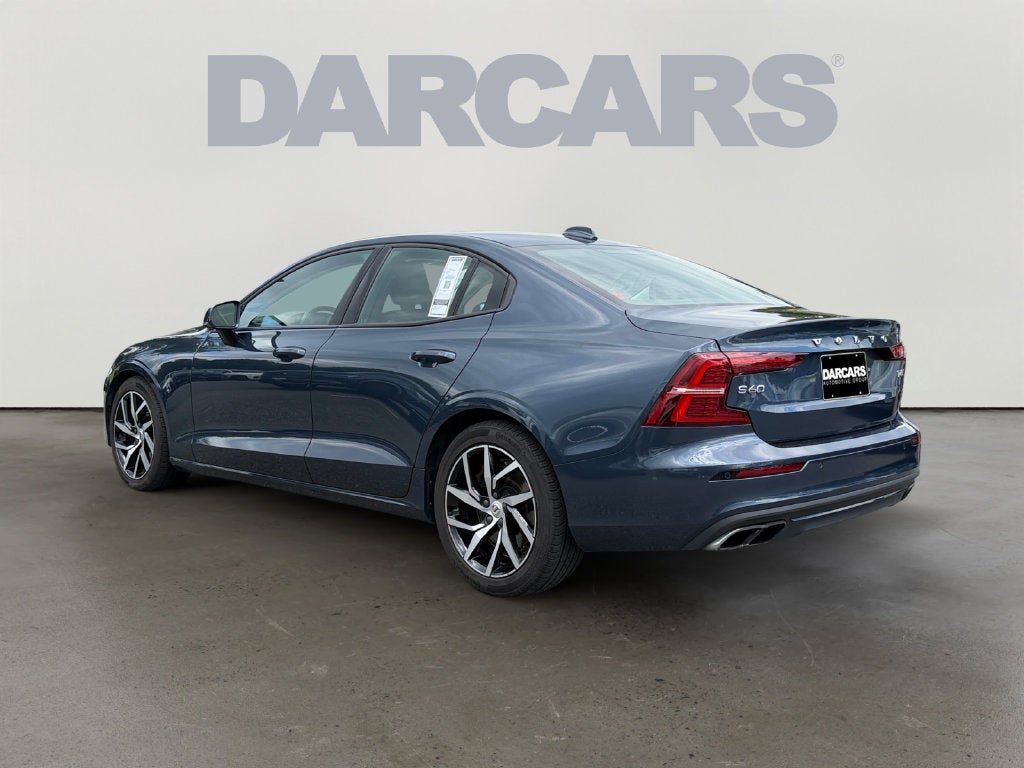 2020 Volvo S60 T6 Momentum