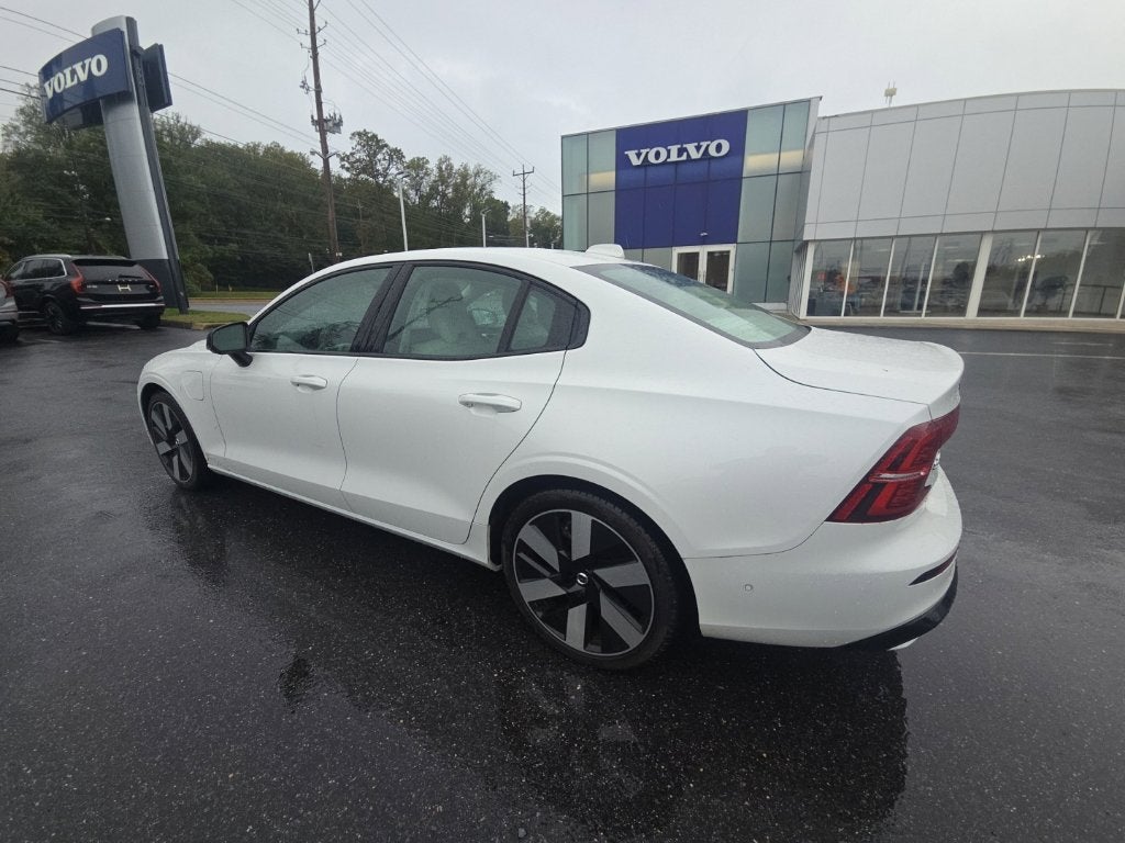 2024 Volvo S60 Recharge Plug-In Hybrid Ultimate Volvo Certified