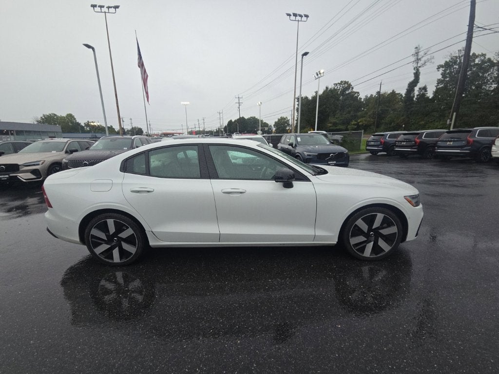 2024 Volvo S60 Recharge Plug-In Hybrid Ultimate Volvo Certified