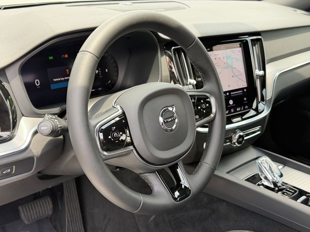 2024 Volvo S60 B5 Plus Black Edition