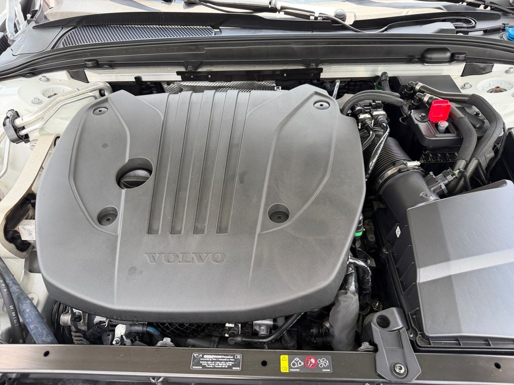2024 Volvo S60 B5 Plus Black Edition