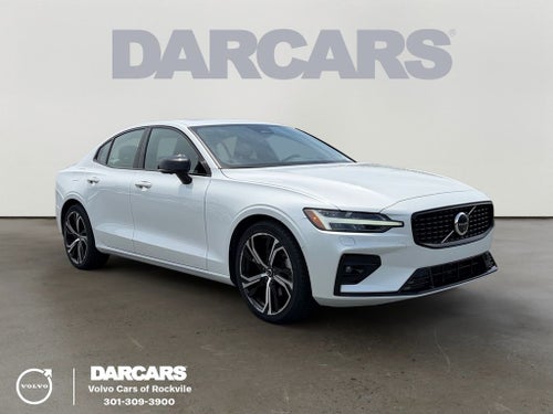 2024 Volvo S60 B5 Plus Dark Theme