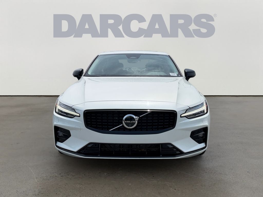 2024 Volvo S60 B5 Plus Dark Theme