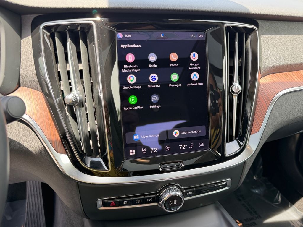 2024 Volvo S60 B5 Plus Dark Theme