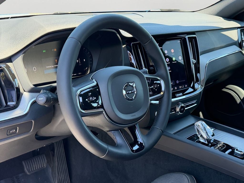 2024 Volvo S60 B5 Plus Black Edition