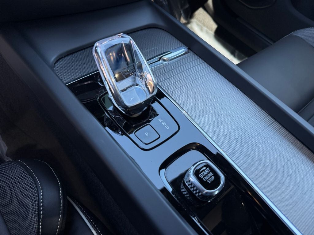 2024 Volvo S60 B5 Plus Black Edition