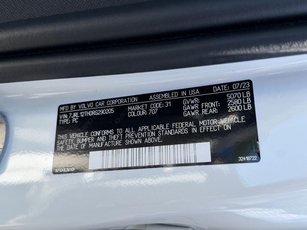 2024 Volvo S60 B5 Plus Black Edition