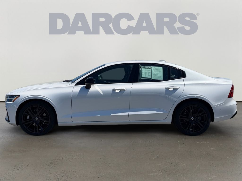 2024 Volvo S60 B5 Plus Black Edition