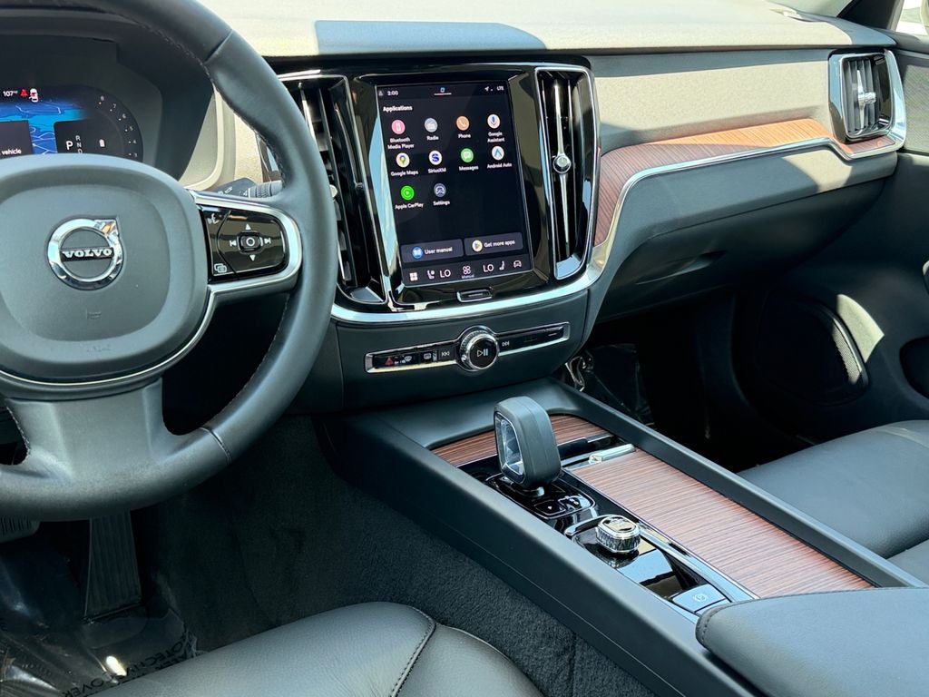 2024 Volvo S60 B5 Plus Dark Theme
