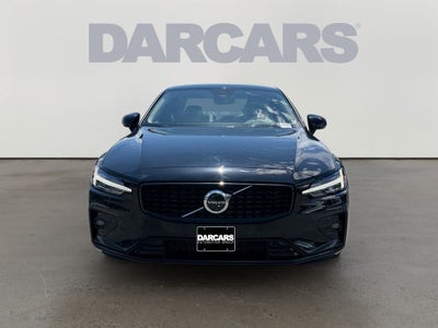 2024 Volvo S60 B5 Plus Dark Theme