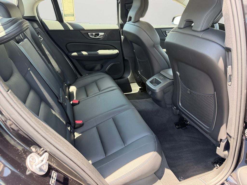 2024 Volvo S60 B5 Plus Dark Theme