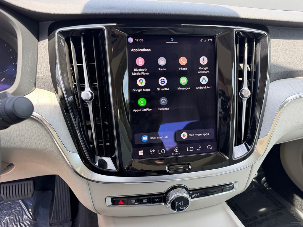 2024 Volvo S60 B5 Plus Dark Theme