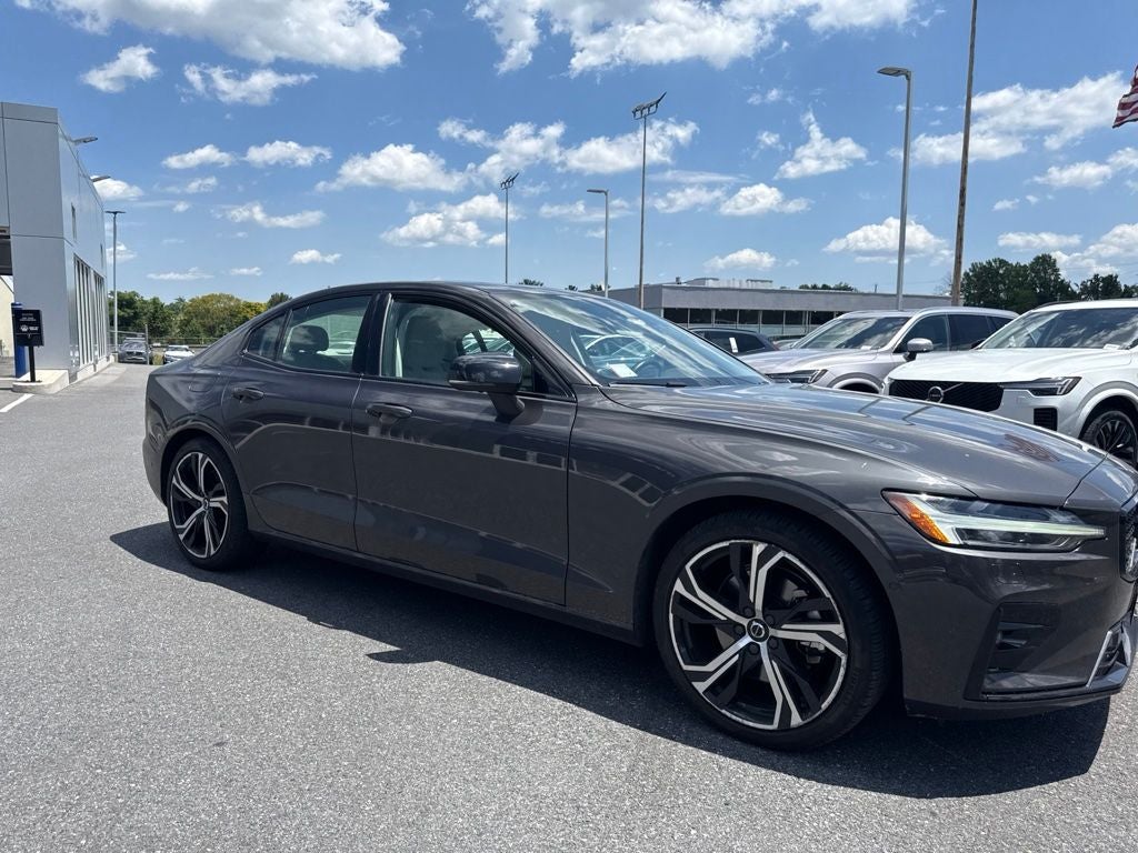 2024 Volvo S60 Ultimate