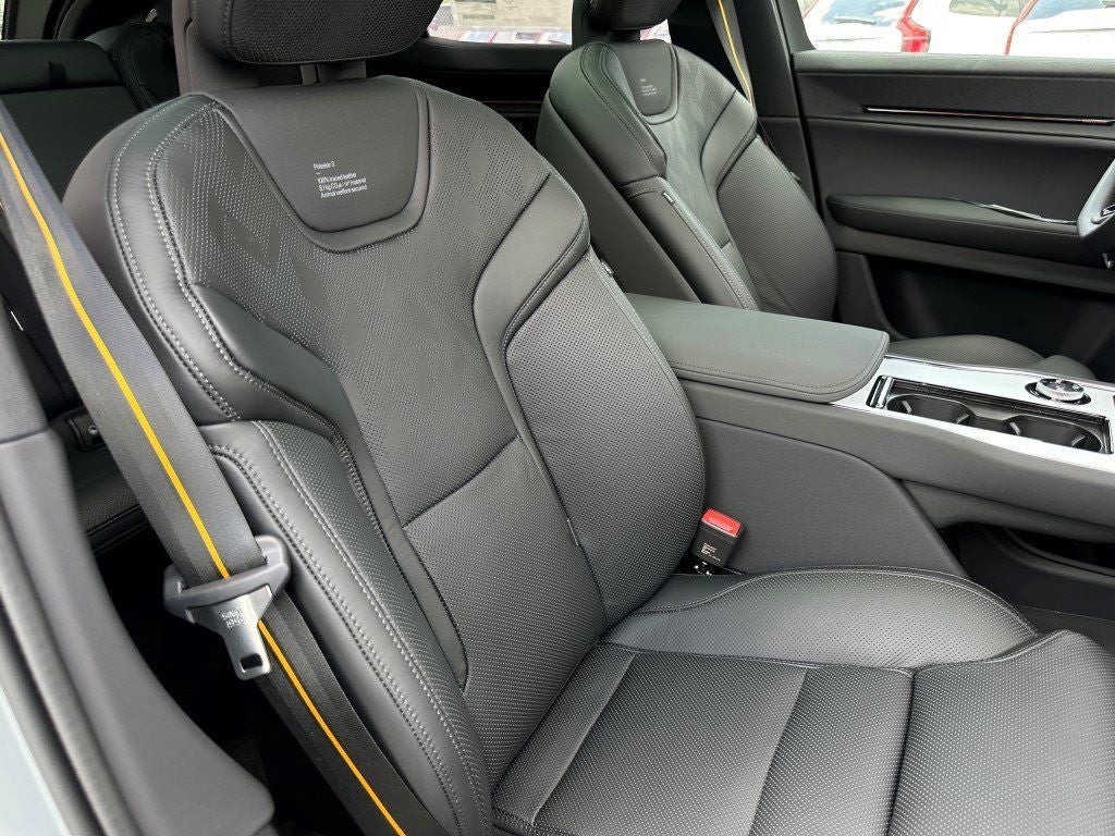 2025 Polestar 3 Base