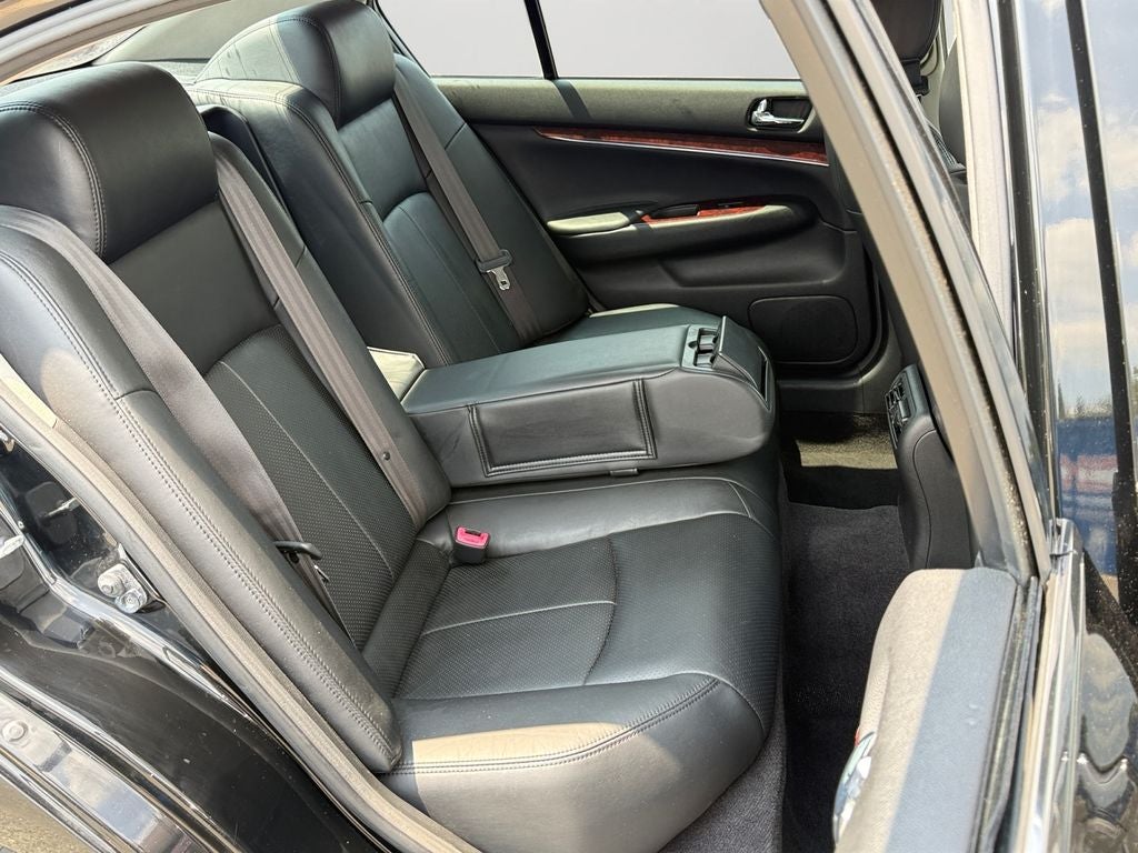 2011 INFINITI G37 X *Classic Clean Car*