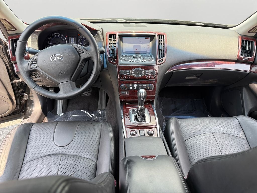 2011 INFINITI G37 X *Classic Clean Car*