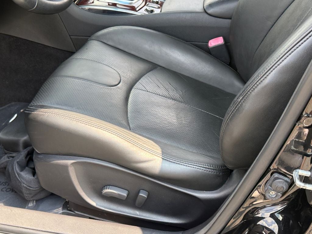 2011 INFINITI G37 X *Classic Clean Car*