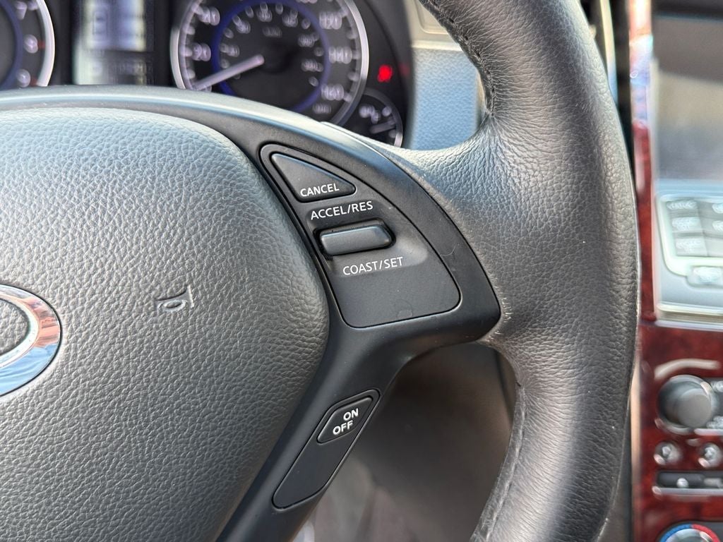 2011 INFINITI G37 X *Classic Clean Car*