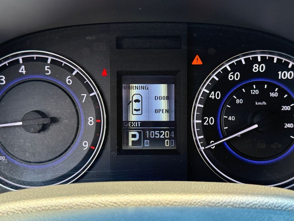 2011 INFINITI G37 X *Classic Clean Car*