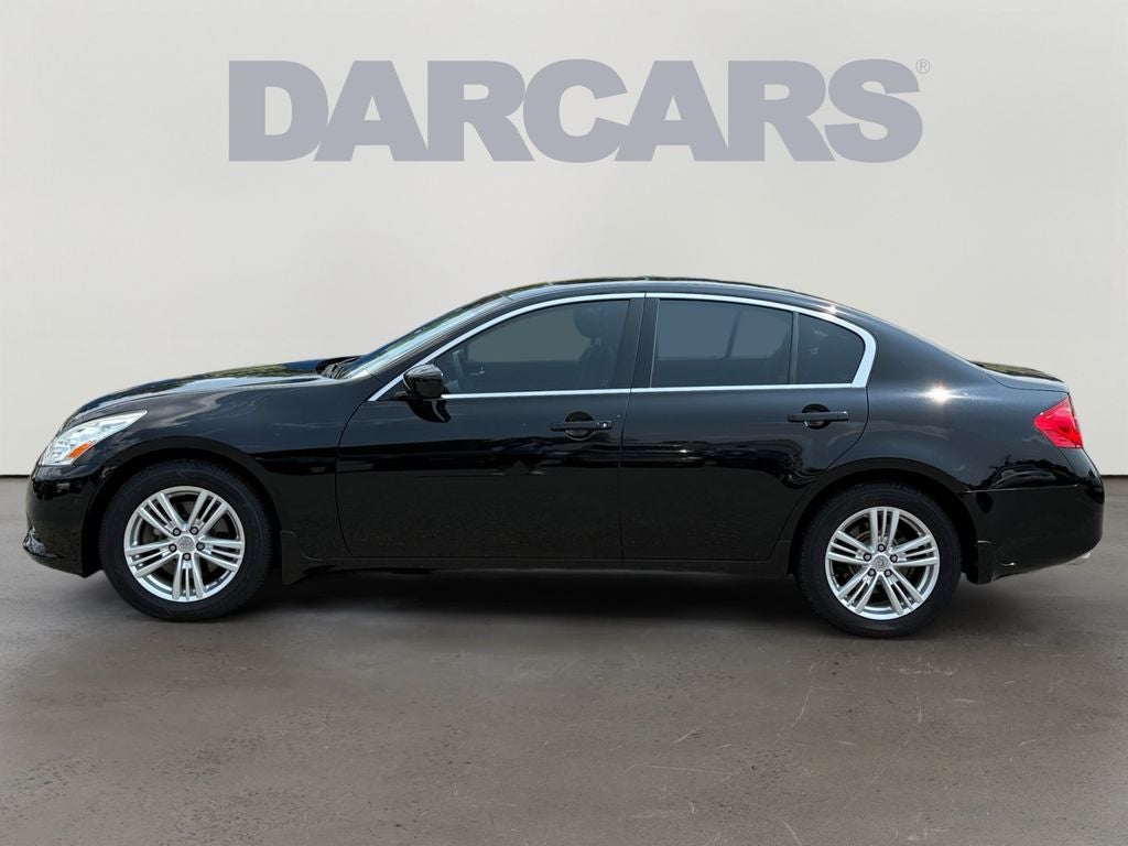 2011 INFINITI G37 X *Classic Clean Car*
