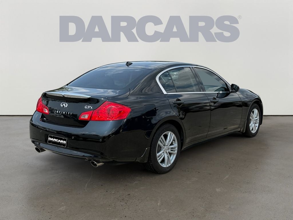 2011 INFINITI G37 X *Classic Clean Car*