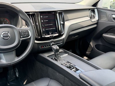 2019 Volvo XC60 T5 Momentum **Showroom Quality**