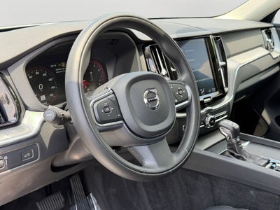 2019 Volvo XC60 T5 Momentum **Showroom Quality**