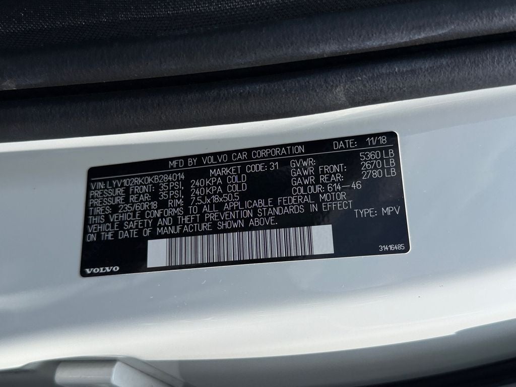 2019 Volvo XC60 T5 Momentum **Showroom Quality**