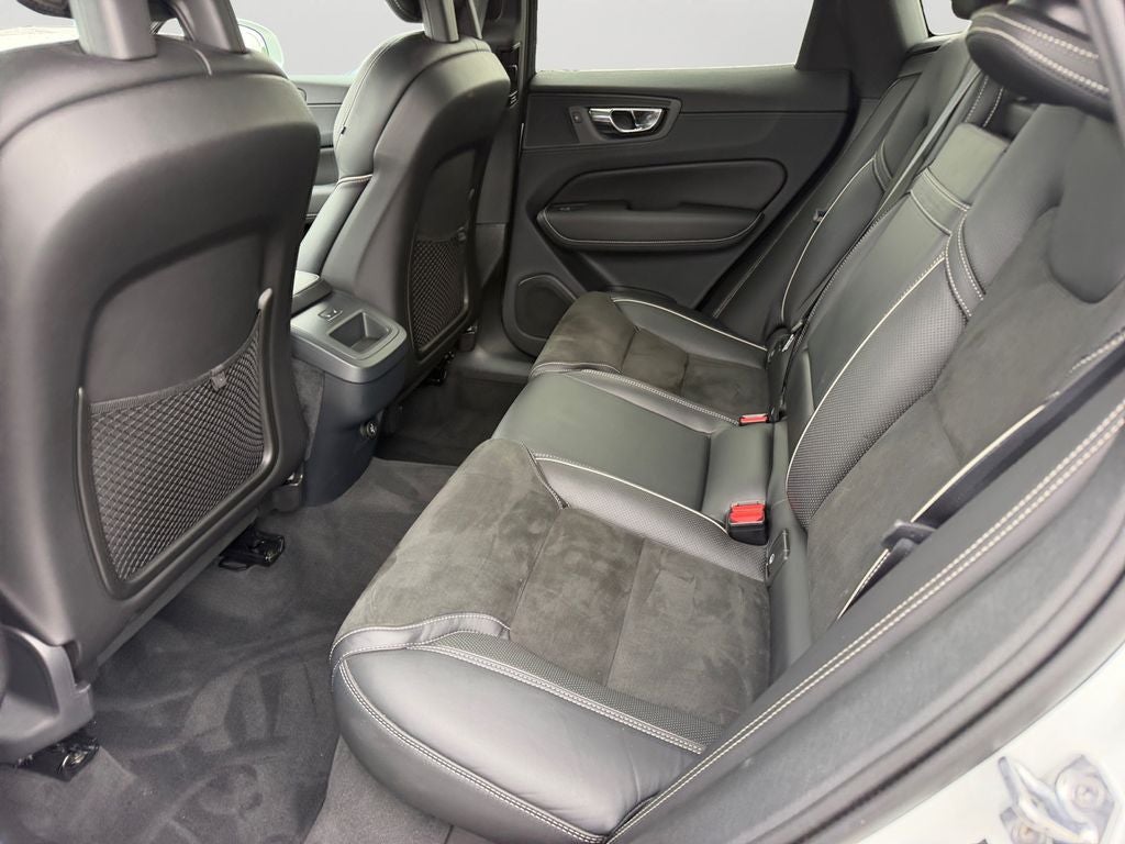 2019 Volvo XC60 T5 R-Design **Rare Volvo R**