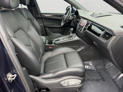 2018 Porsche Macan Base