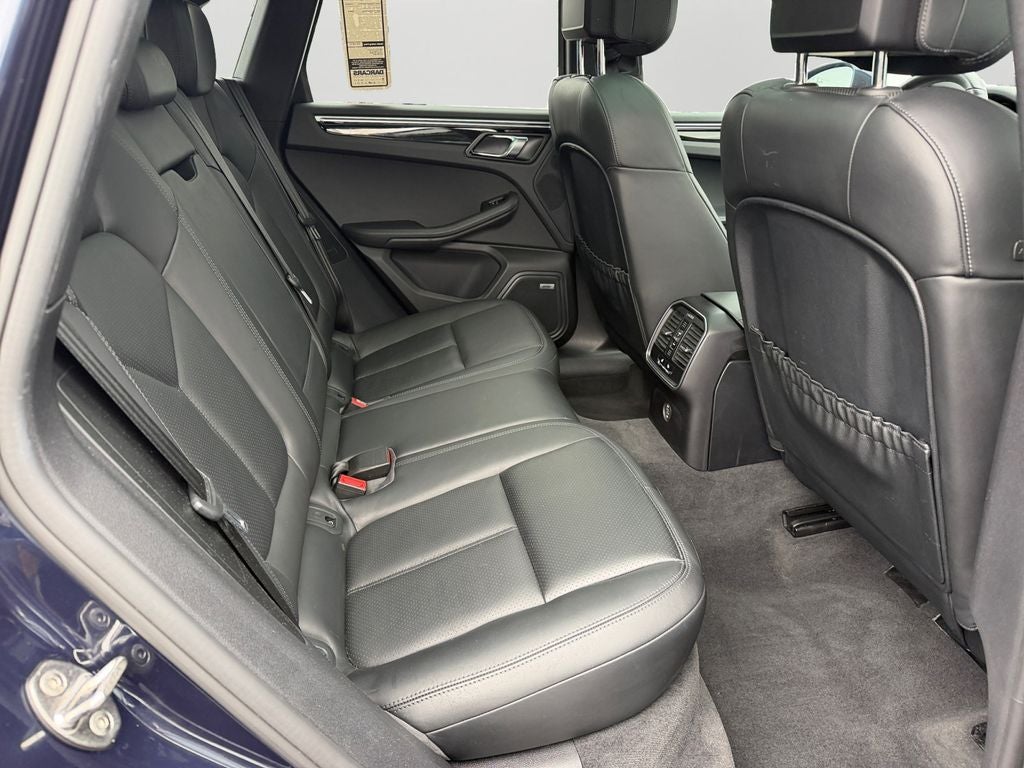 2018 Porsche Macan Base