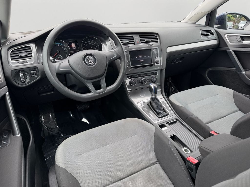 2016 Volkswagen e-Golf SE **Low Miles**Go Electric**