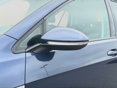 2016 Volkswagen e-Golf SE **Low Miles**Go Electric**