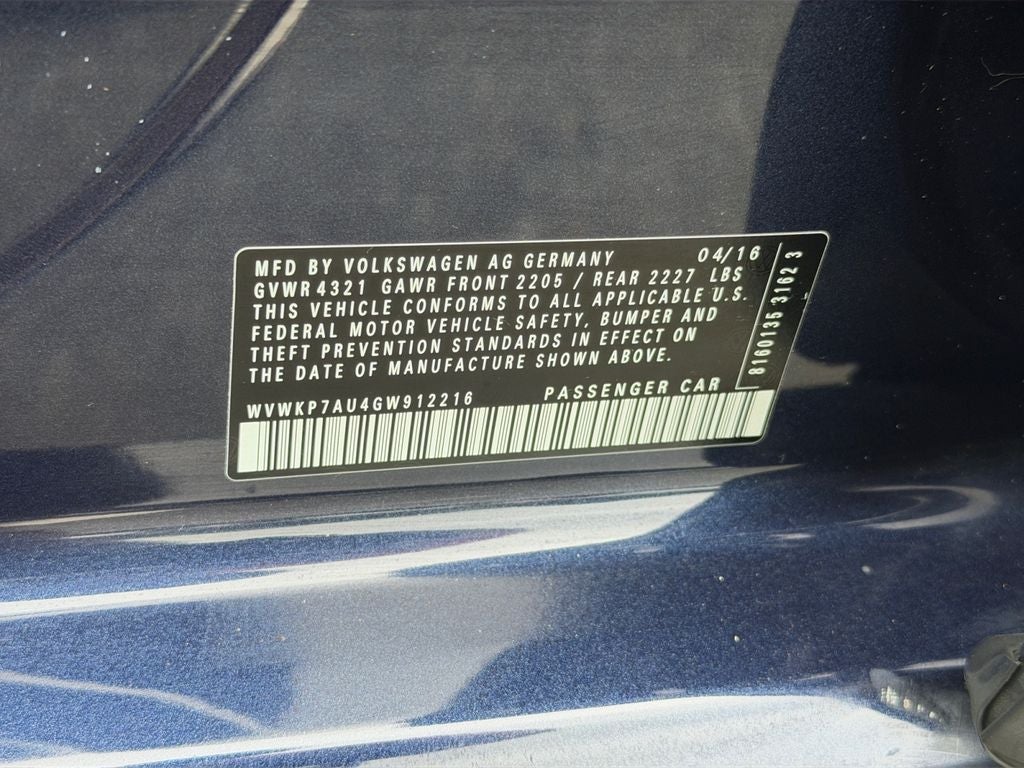 2016 Volkswagen e-Golf SE **Low Miles**Go Electric**