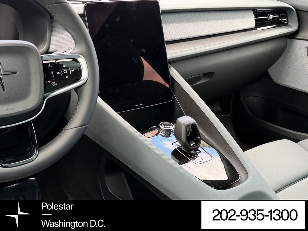 2024 Polestar 2 Long Range Dual Motor Pilot Plus Package
