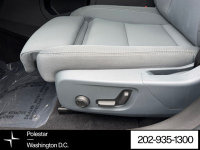 2024 Polestar 2 Long Range Dual Motor Pilot Plus Package