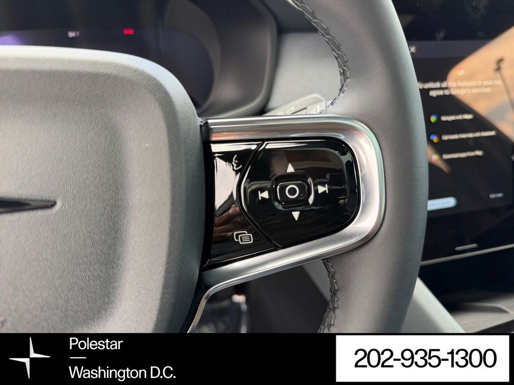 2024 Polestar 2 Long Range Dual Motor Pilot Plus Package
