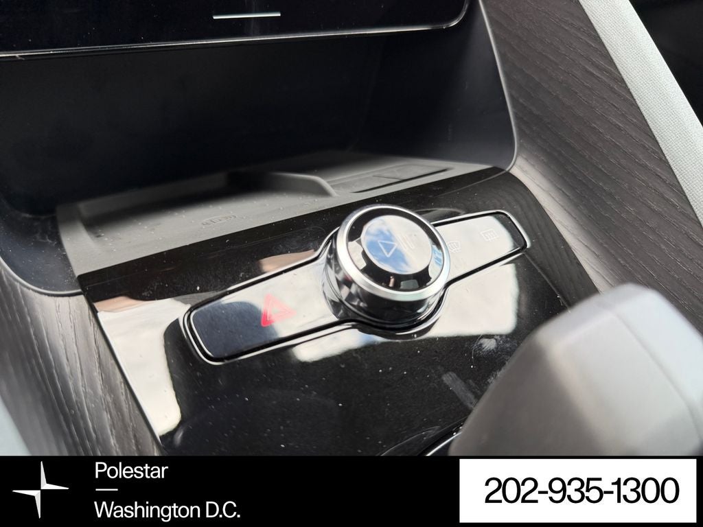 2024 Polestar 2 Long Range Dual Motor Pilot Plus Package