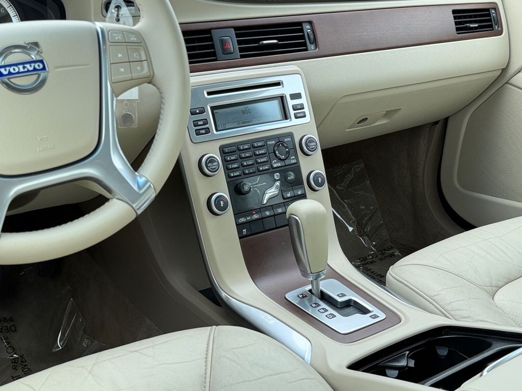 2011 Volvo S80 3.2 **GARAGE KEPT**CLEAN**
